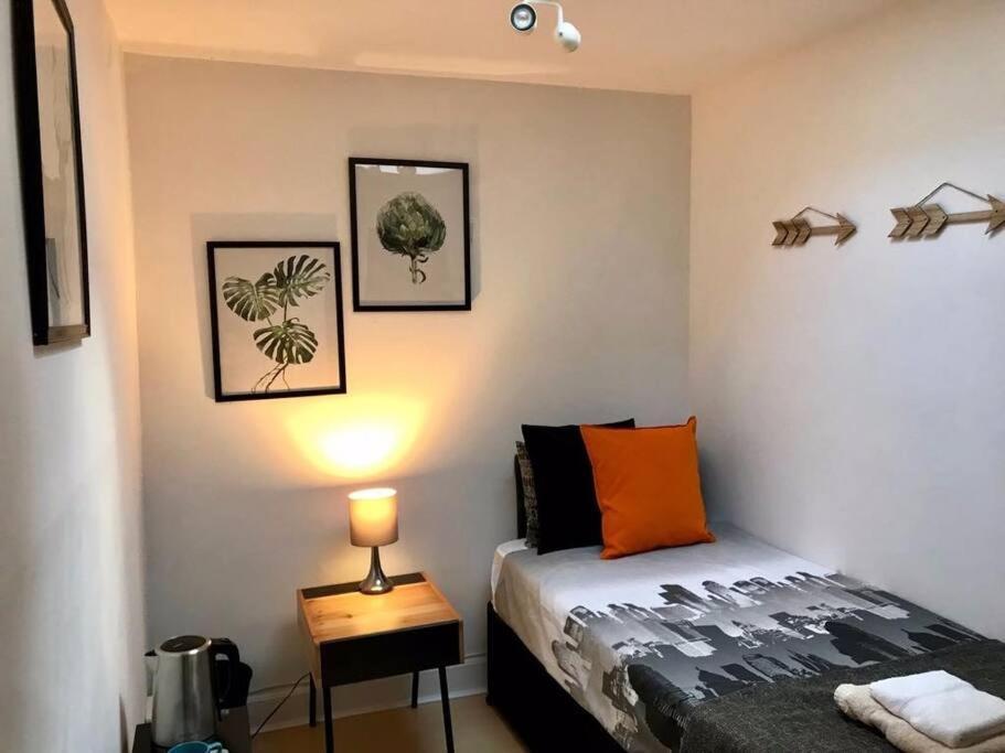 The Kingsview Townhouse - Boutique Hostel EDI Eksteriør bilde