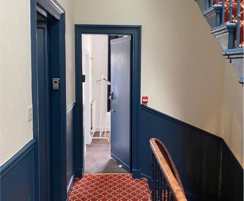 The Kingsview Townhouse - Boutique Hostel EDI Eksteriør bilde