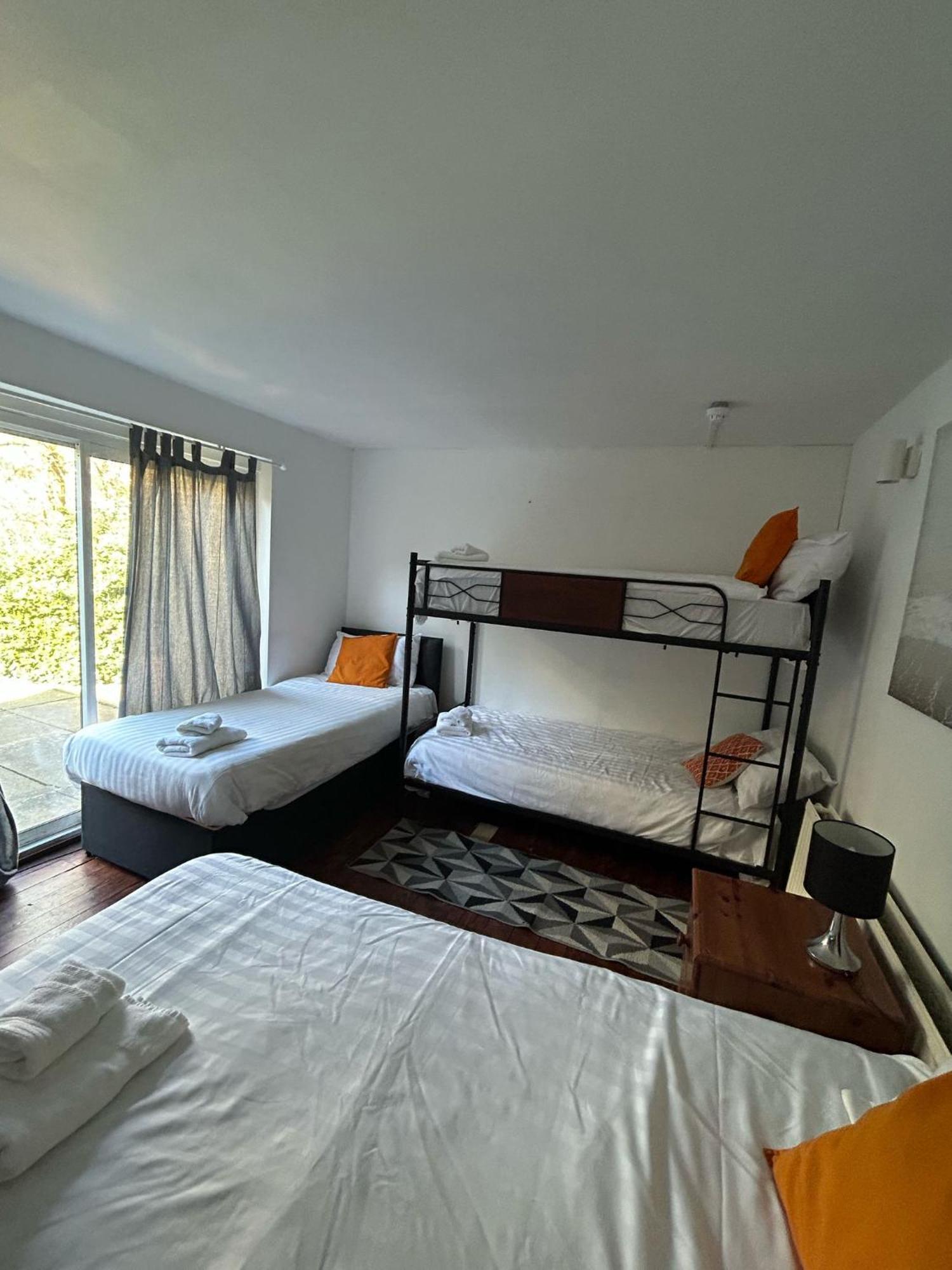 The Kingsview Townhouse - Boutique Hostel EDI Eksteriør bilde